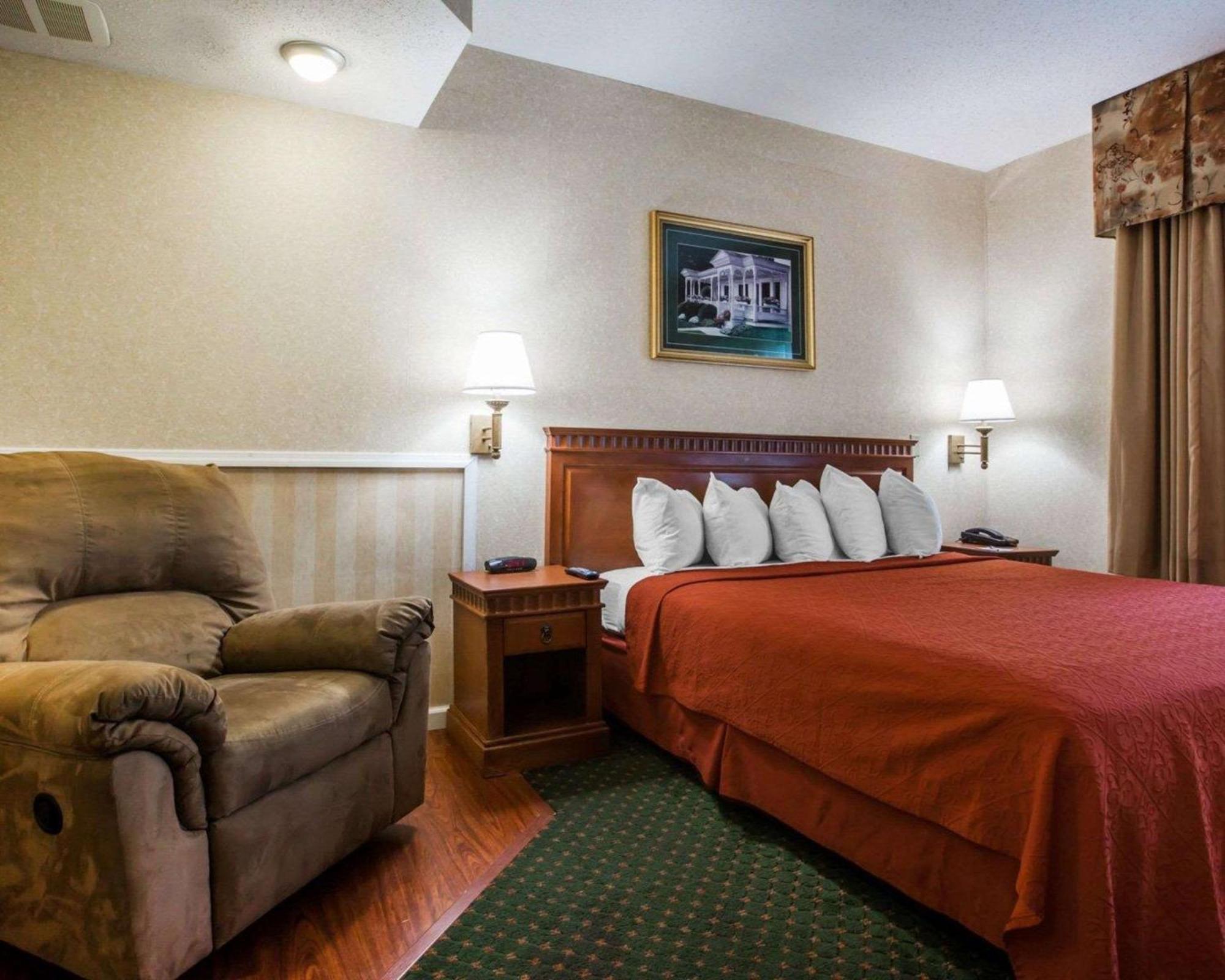 Econo Lodge Glens Falls - Lake George Dış mekan fotoğraf