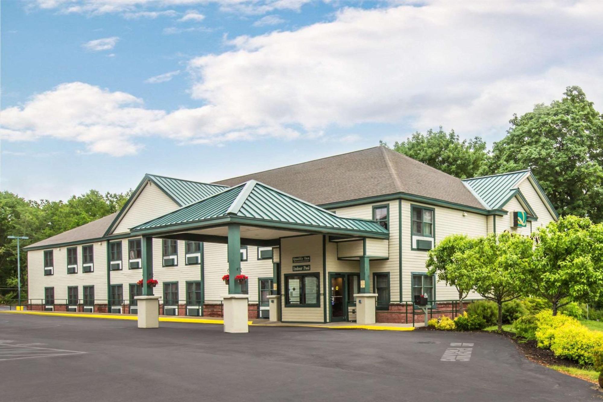 Econo Lodge Glens Falls - Lake George Dış mekan fotoğraf