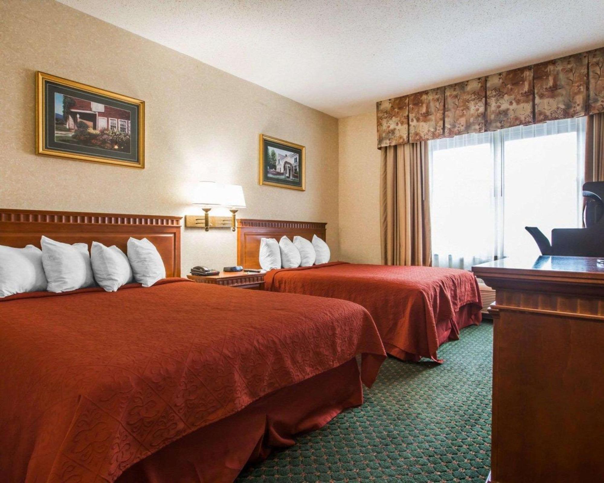 Econo Lodge Glens Falls - Lake George Dış mekan fotoğraf
