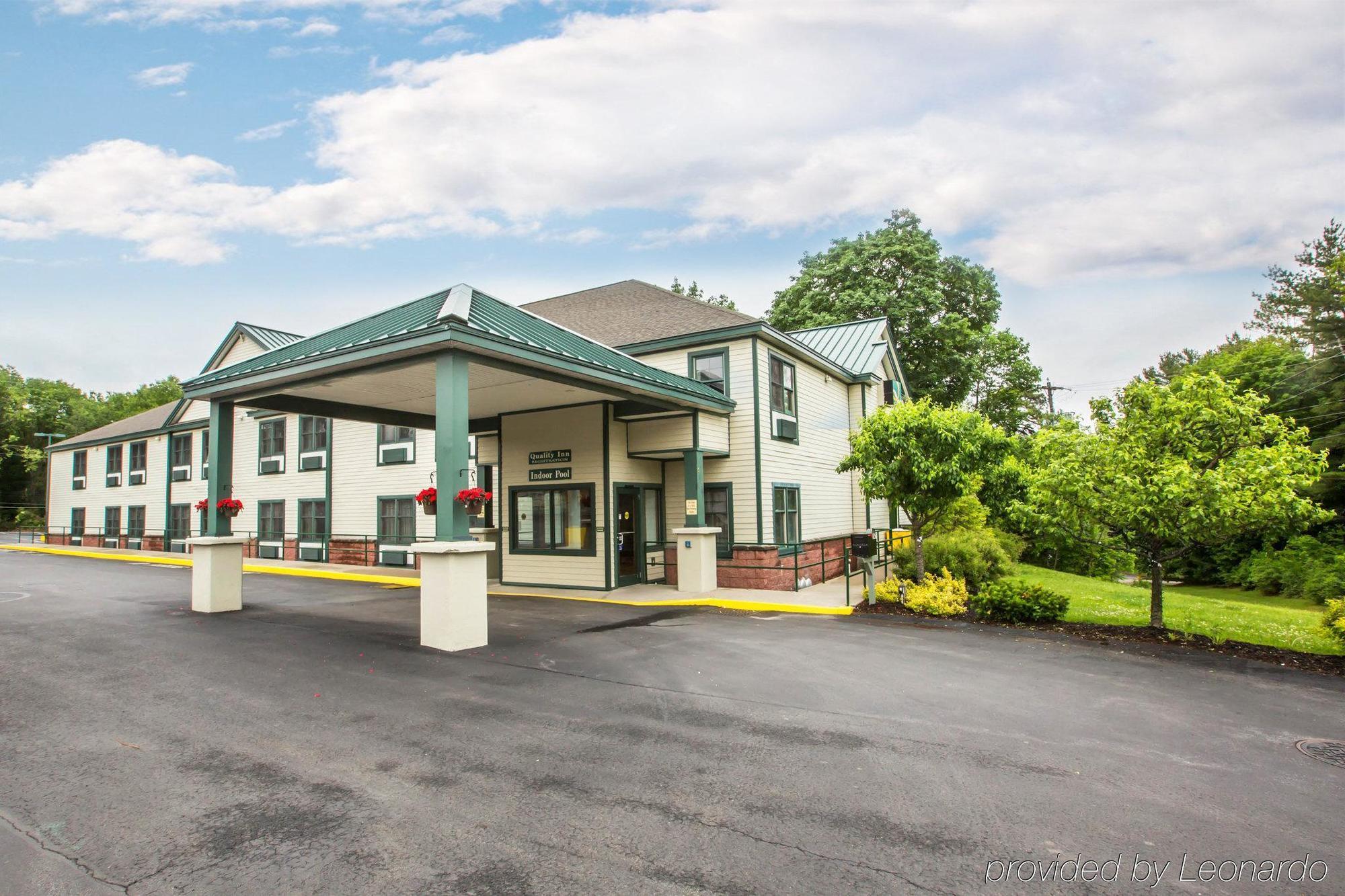 Econo Lodge Glens Falls - Lake George Dış mekan fotoğraf