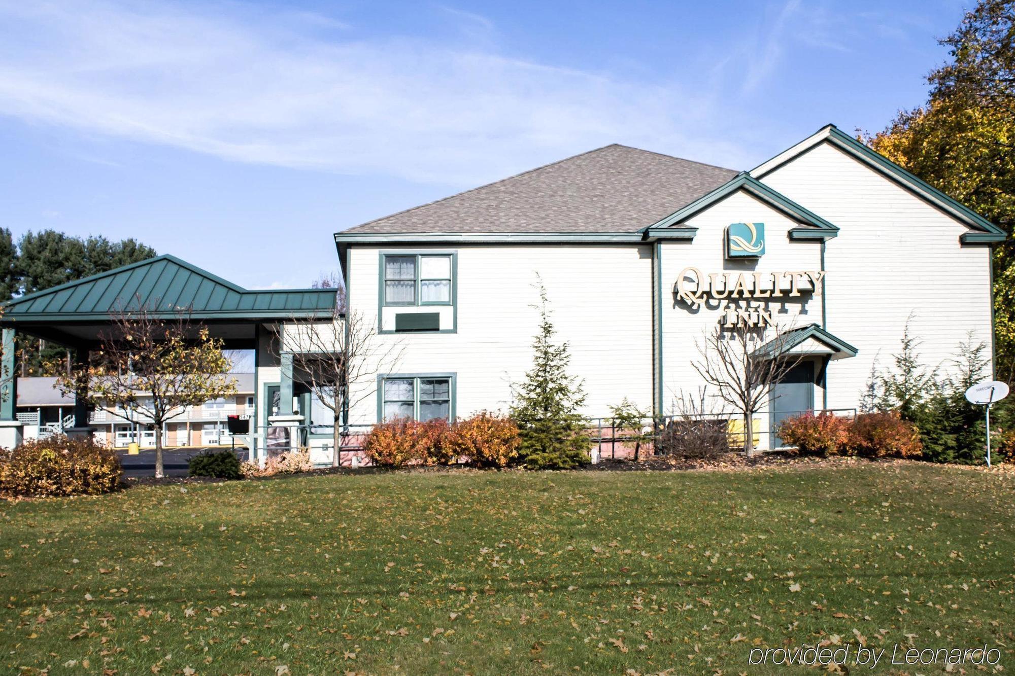Econo Lodge Glens Falls - Lake George Dış mekan fotoğraf
